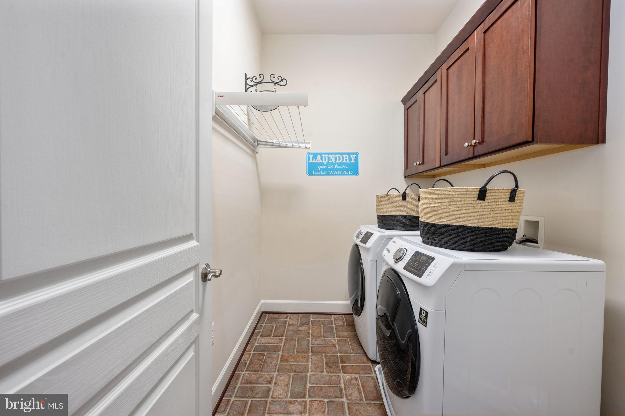 14541 Old Mill Road Centreville, VA 20121 - Photo 67 of 109 Efficient laundry space with style.