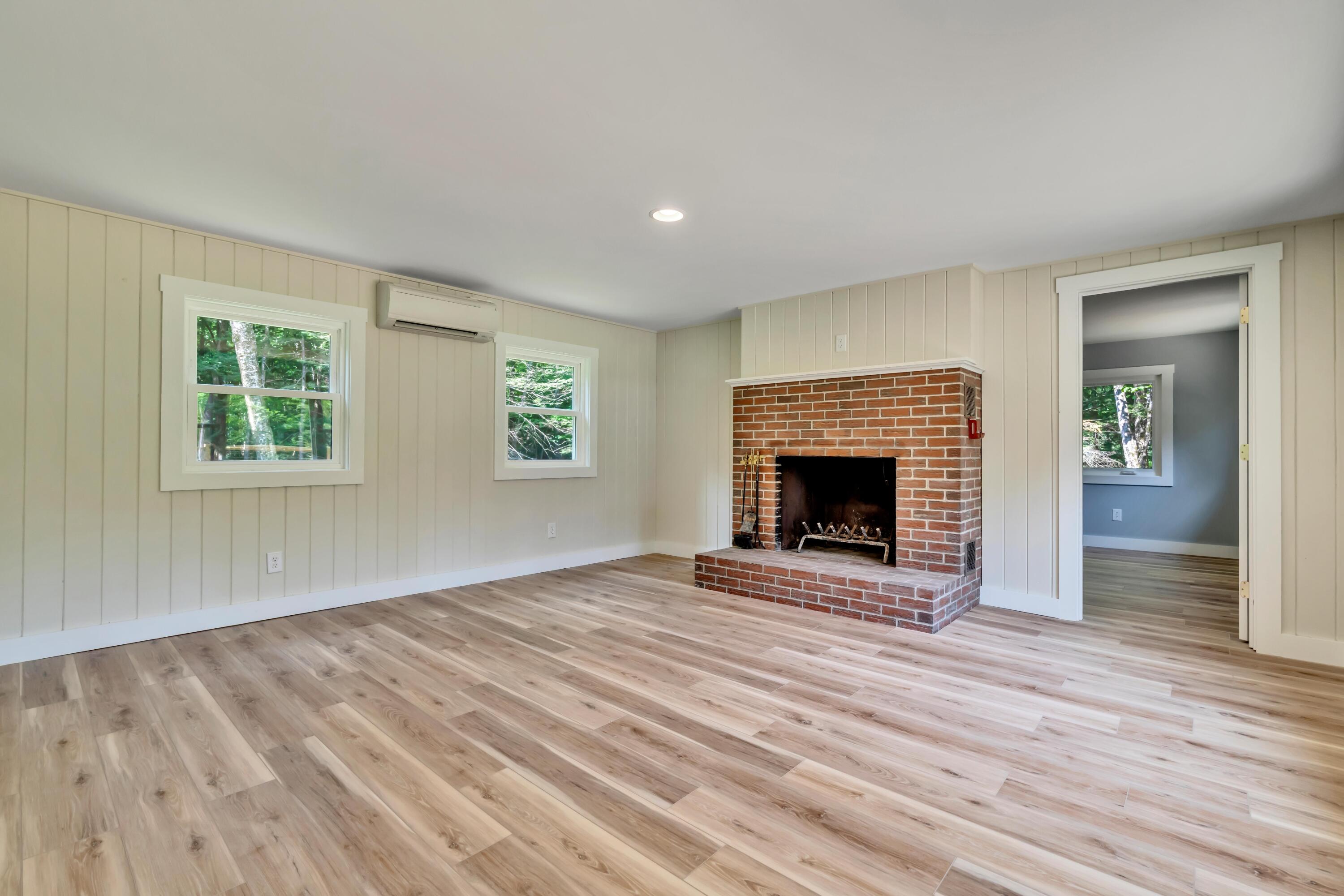 42 Shaw Acrs Extension Standish, ME 04084 - Photo 9 of 28 _dsc4751