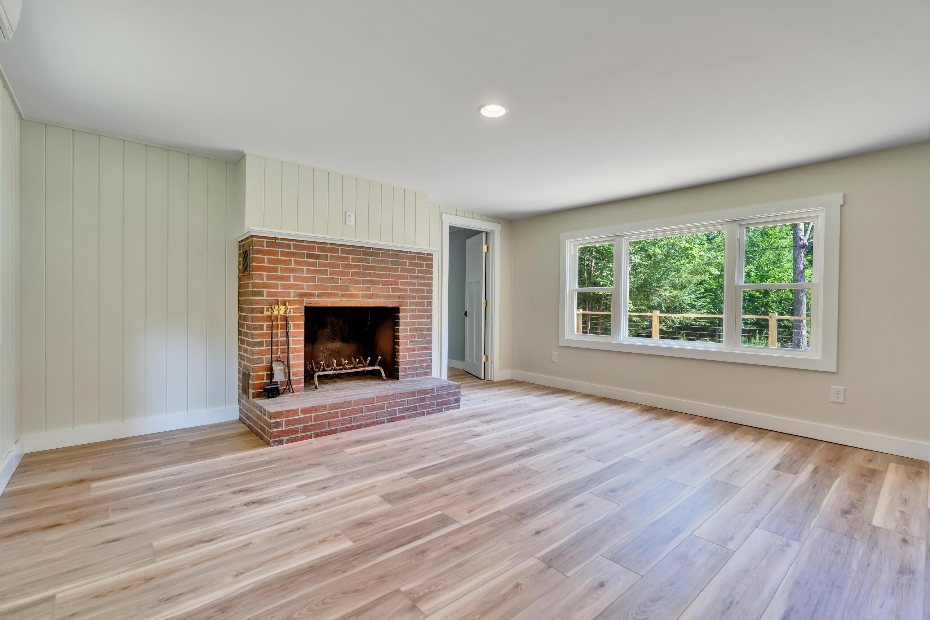 42 Shaw Acrs Extension Standish, ME 04084 - Photo 10 of 28 _dsc4757