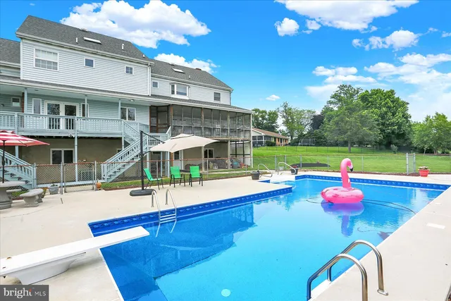 $990,000 | 324 West Orchard Drive, Palmyra, PA 17078