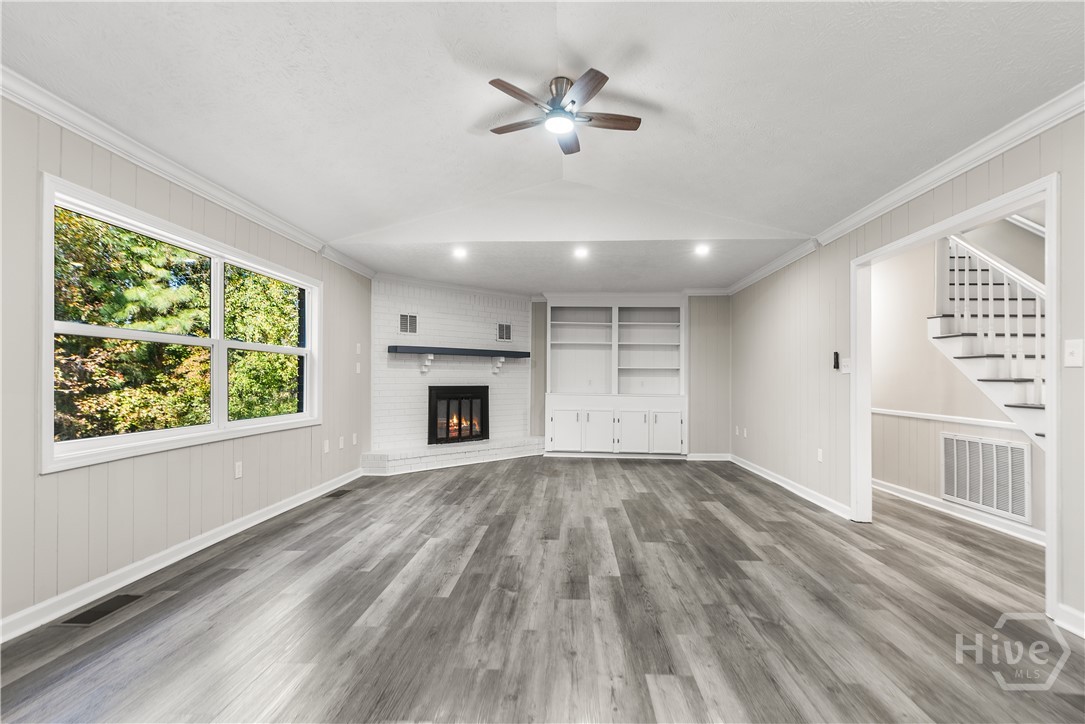 347 Riverbend Road Richmond Hill, GA 31324 - Photo 5 of 31