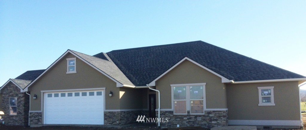 9204 Coolidge Road Yakima, WA 98903 - Photo 1 of 7