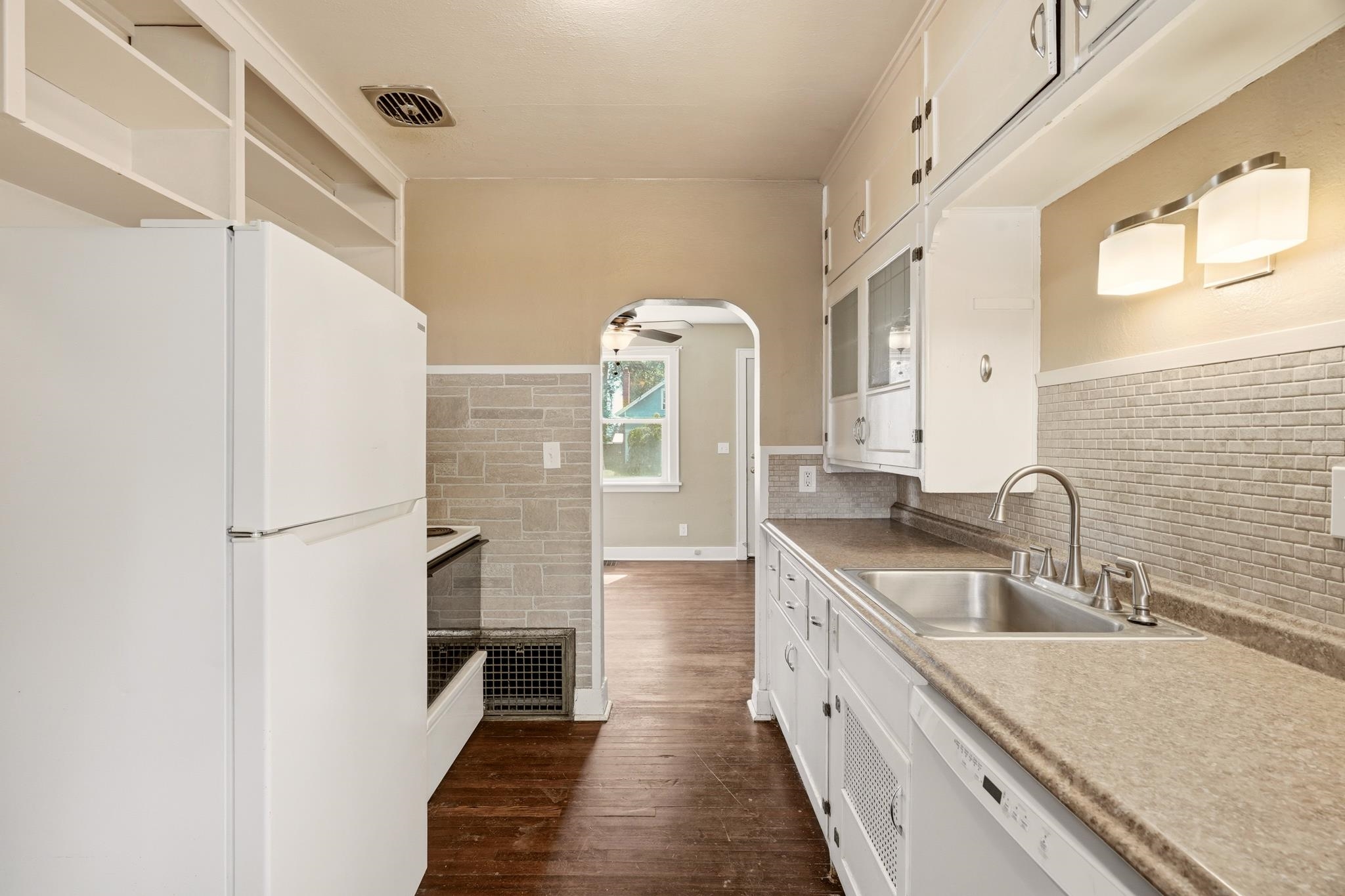 124 North 4th Street Cheney, WA 99004 - Photo 10 of 30
