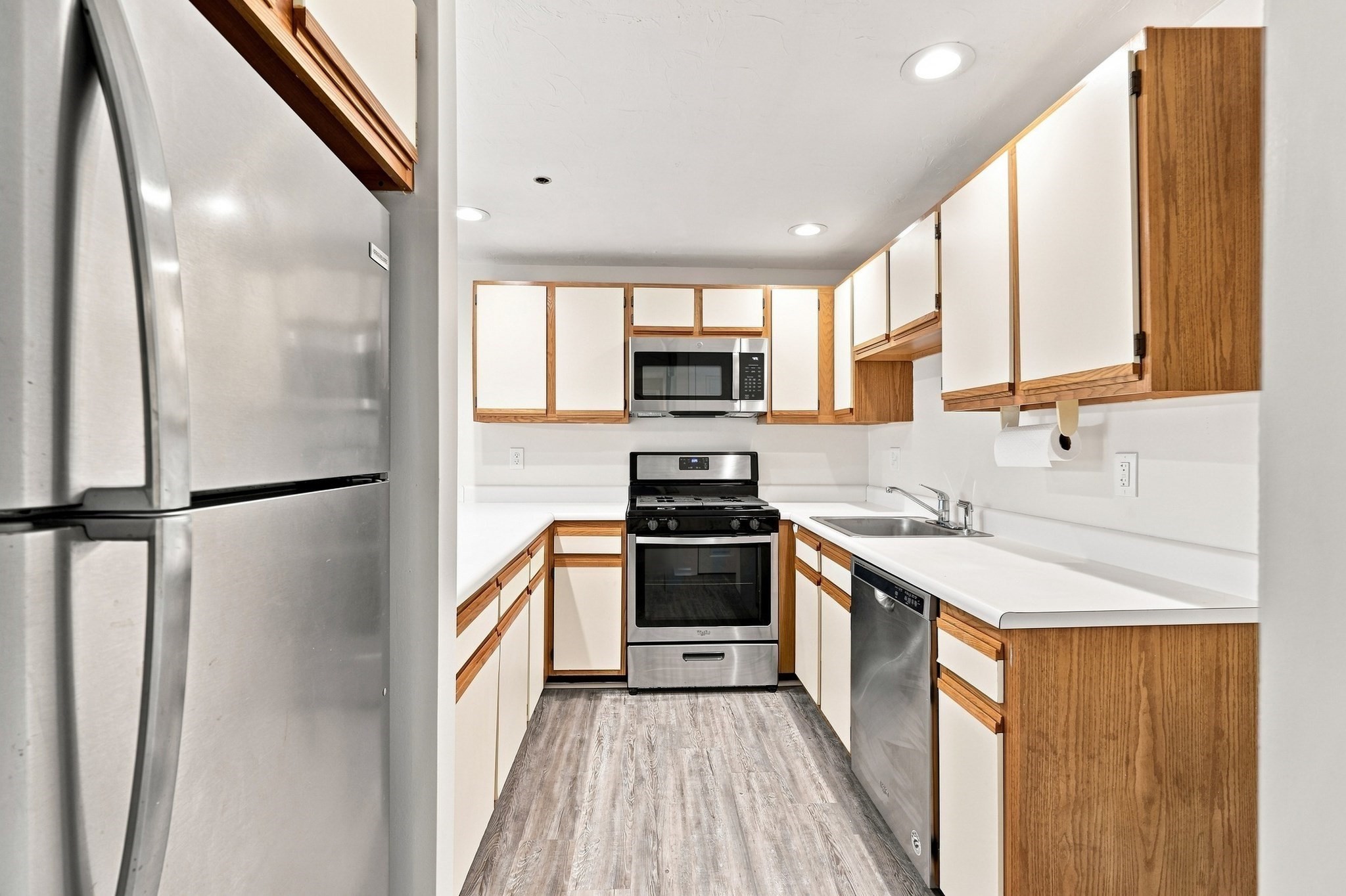 360 Littleton Road, Unit H1 Chelmsford, MA 01824 - Photo 11 of 33 Gallery Image 11
