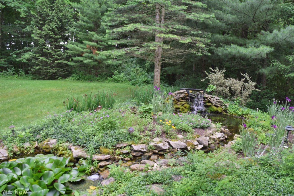 14875 County Line Road Chagrin Falls, OH 44022 - Photo 24 of 29 14875 County Line Rd South Russell Water Feature