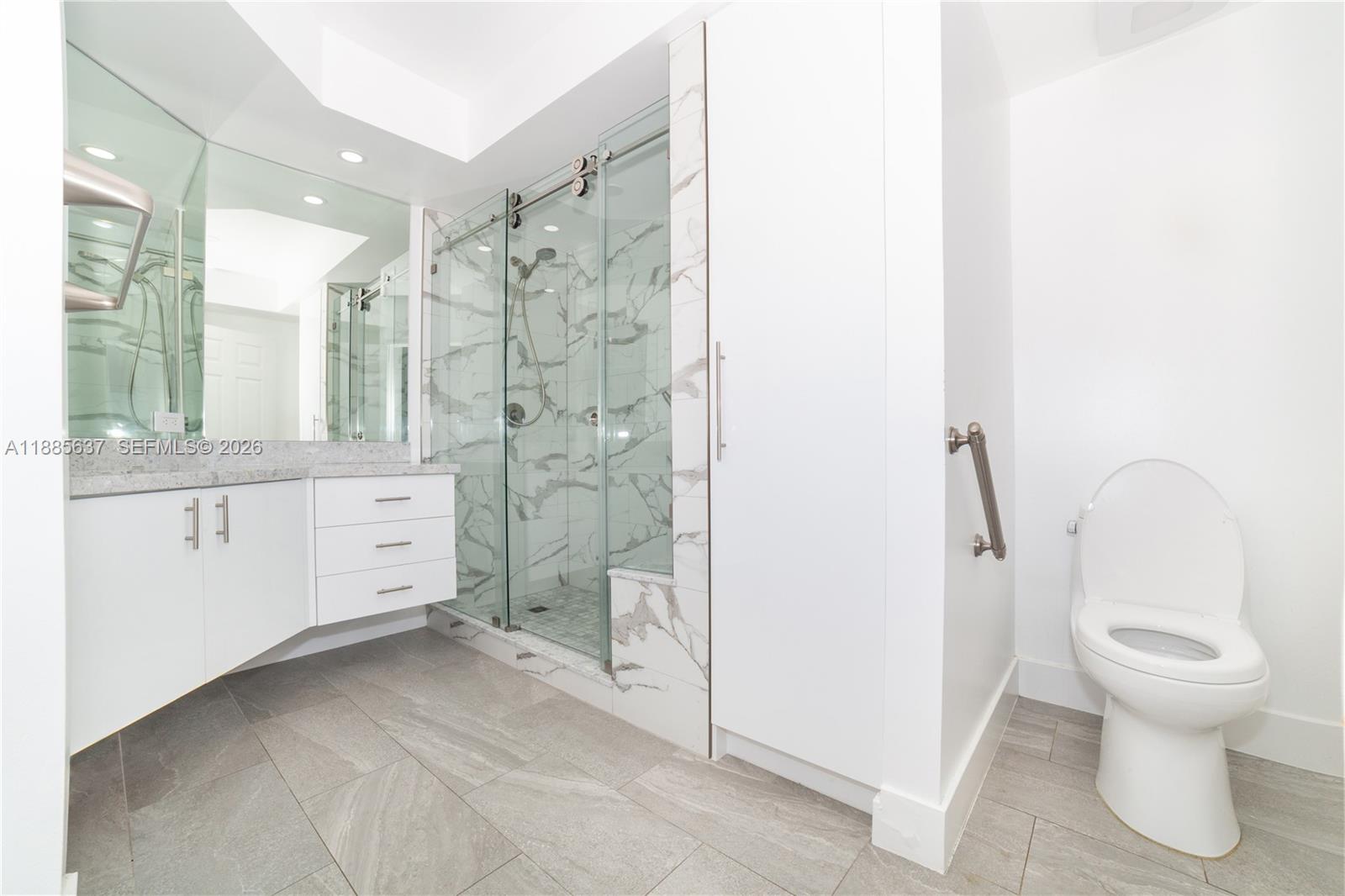 17150 North Bay Road, Unit 2914 Sunny Isles Beach, FL 33160 - Photo 15 of 55