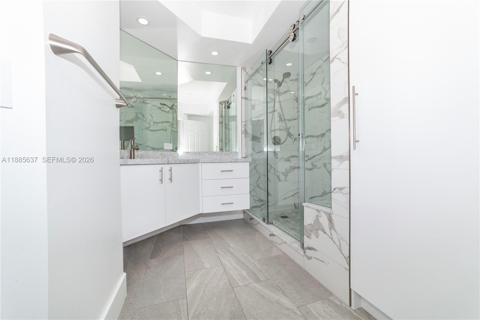 17150 North Bay Road, Unit 2914 Sunny Isles Beach, FL 33160 - Photo 16 of 55