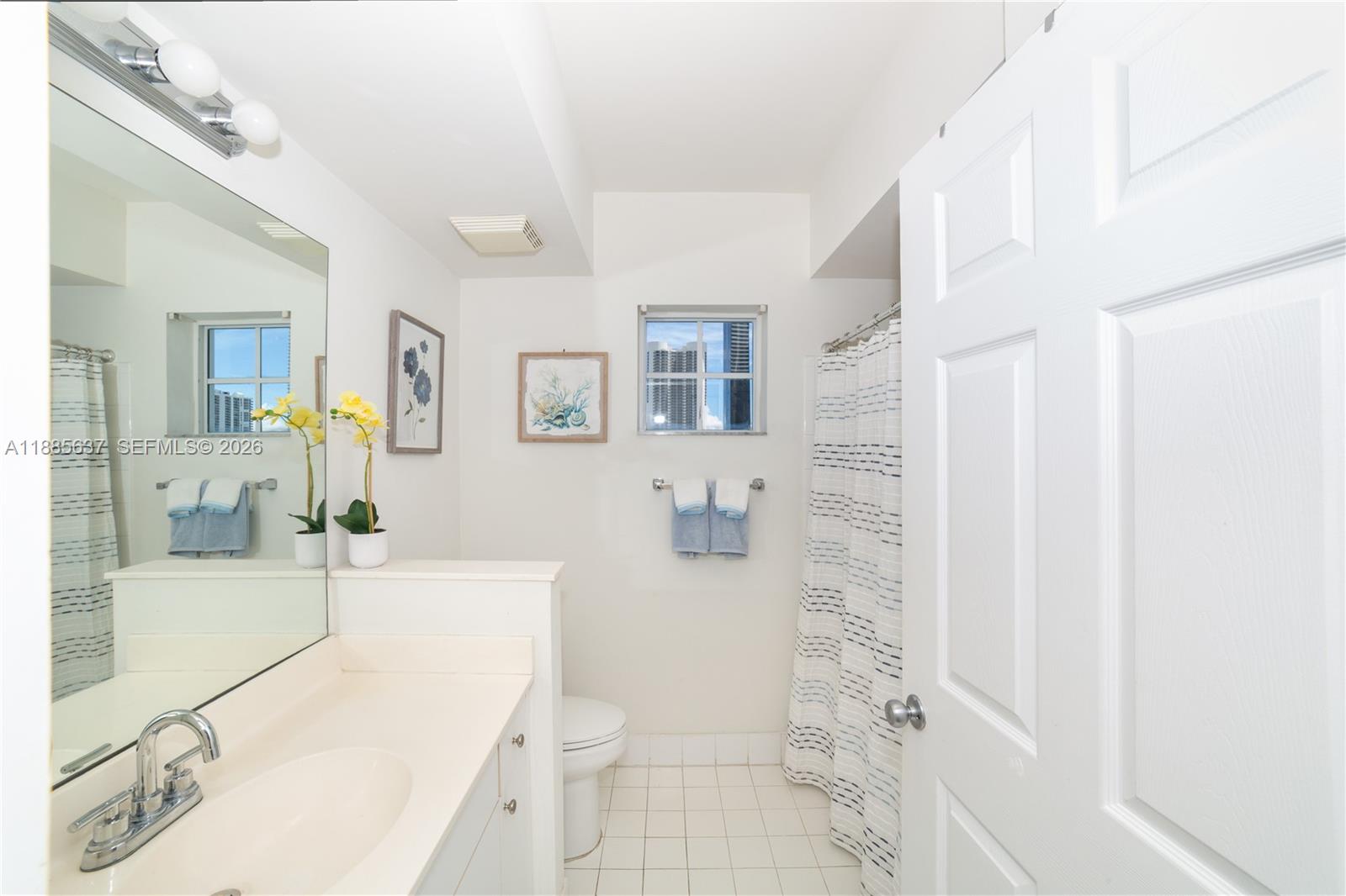 17150 North Bay Road, Unit 2914 Sunny Isles Beach, FL 33160 - Photo 22 of 55