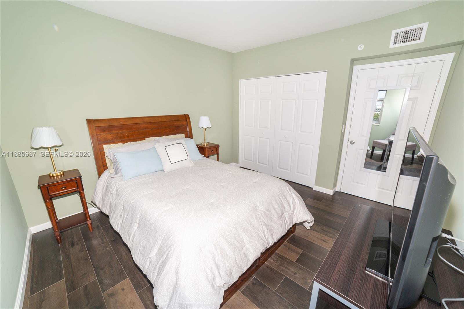 17150 North Bay Road, Unit 2914 Sunny Isles Beach, FL 33160 - Photo 24 of 55