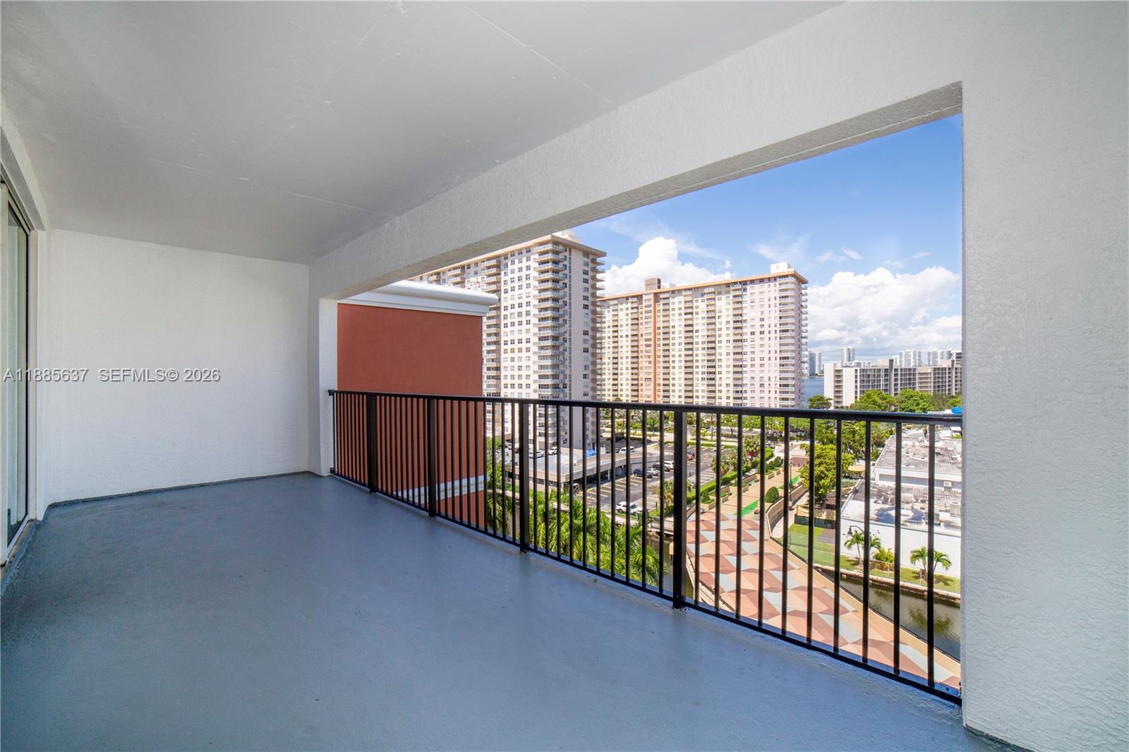 17150 North Bay Road, Unit 2914 Sunny Isles Beach, FL 33160 - Photo 30 of 55