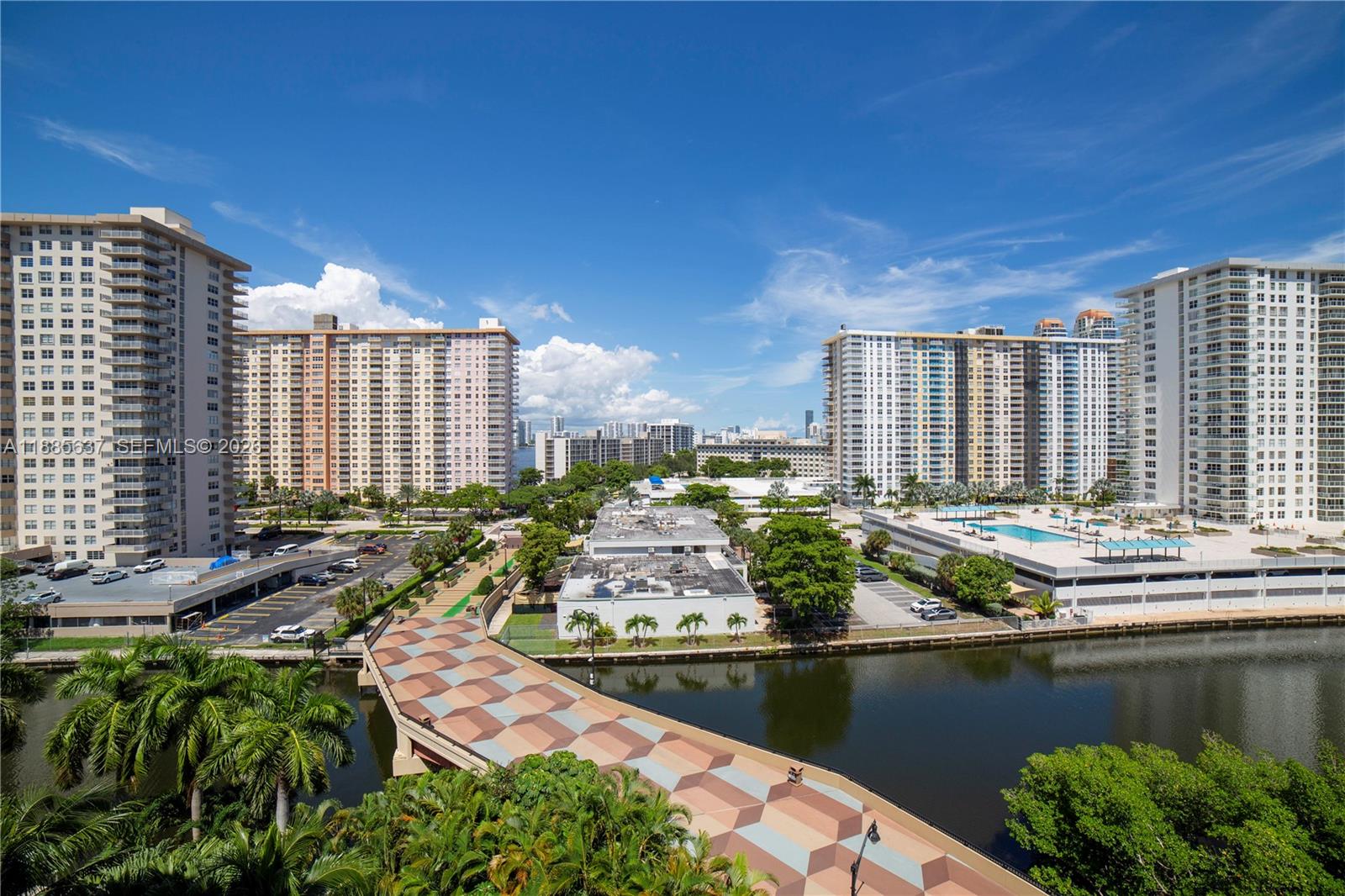 17150 North Bay Road, Unit 2914 Sunny Isles Beach, FL 33160 - Photo 33 of 55