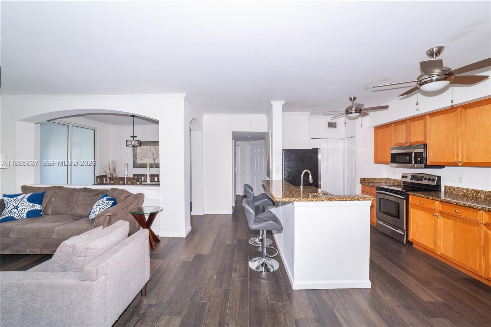 17150 North Bay Road, Unit 2914 Sunny Isles Beach, FL 33160 - Photo 7 of 55