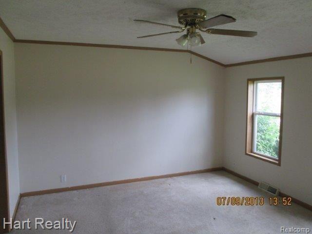 3185 Harrison Road Emmett, MI 48022 - Photo 16 of 17 093.jpg