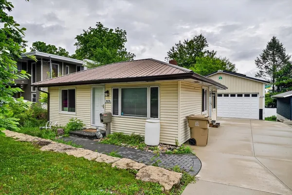 $299,900 | 2005 Reetz Road, Madison, WI 53711