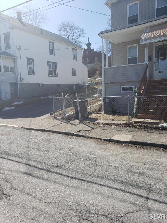 826 Ridge Street Freeland, PA 18224 - Photo 5 of 6 a view of a house with a yard