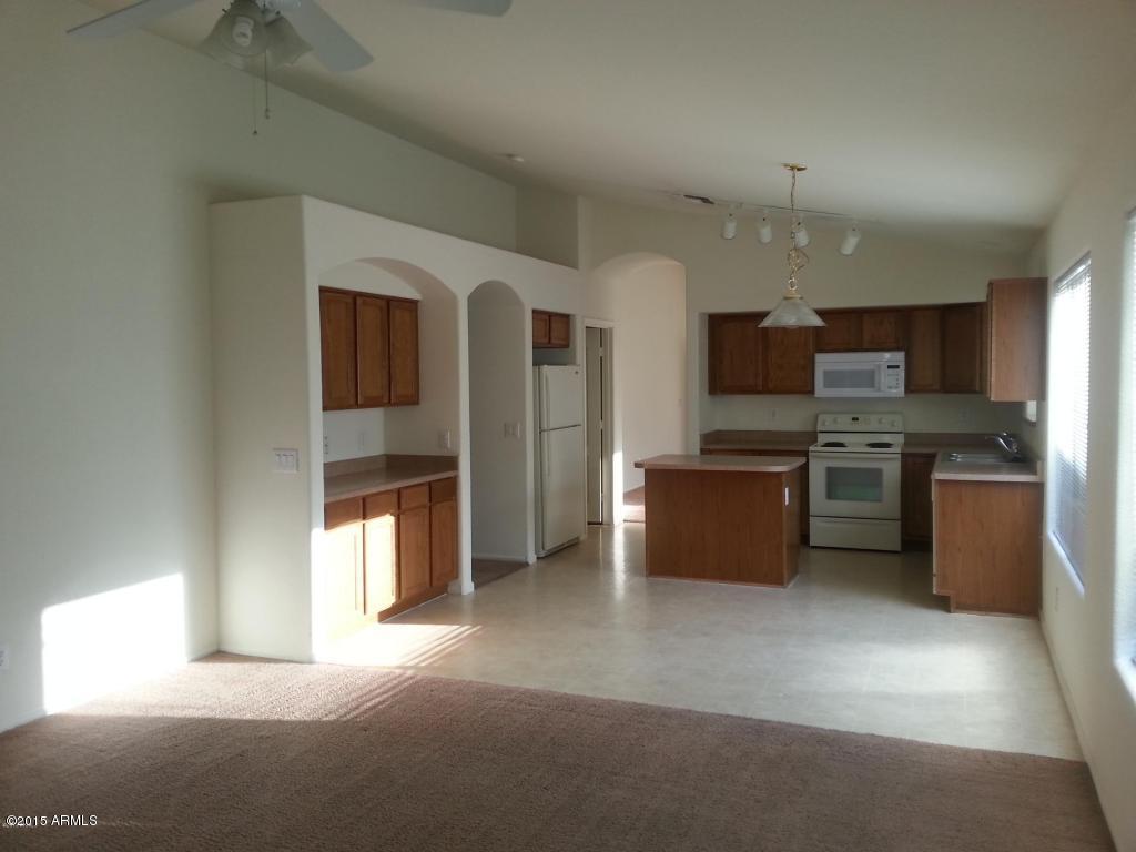 4606 West Beverly Road Laveen, AZ 85339 - Photo 6 of 13 Dining area off Kit..jpg