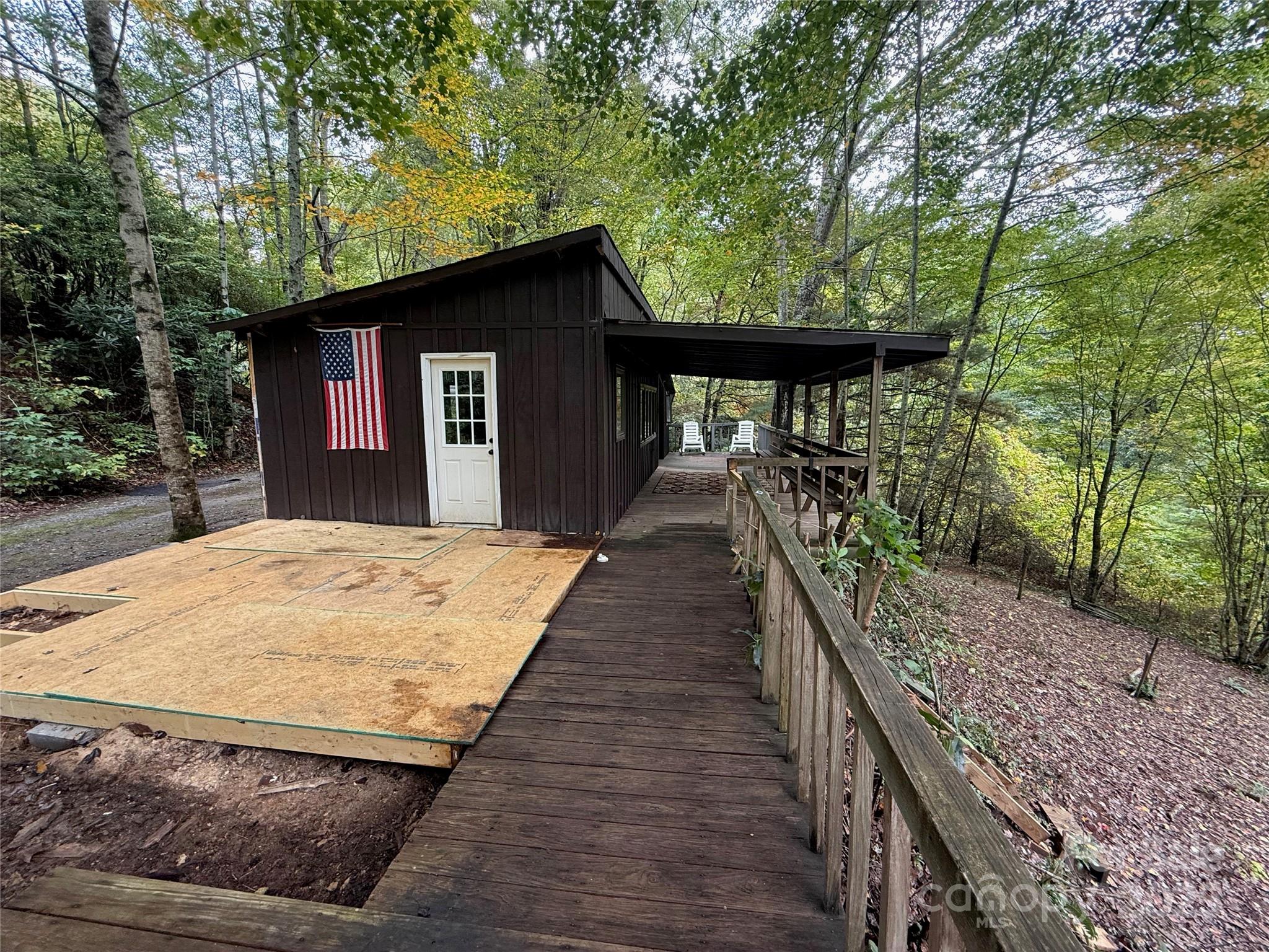 156 Fountain Springs Road Tuckasegee, NC 28783 - Photo 6 of 35