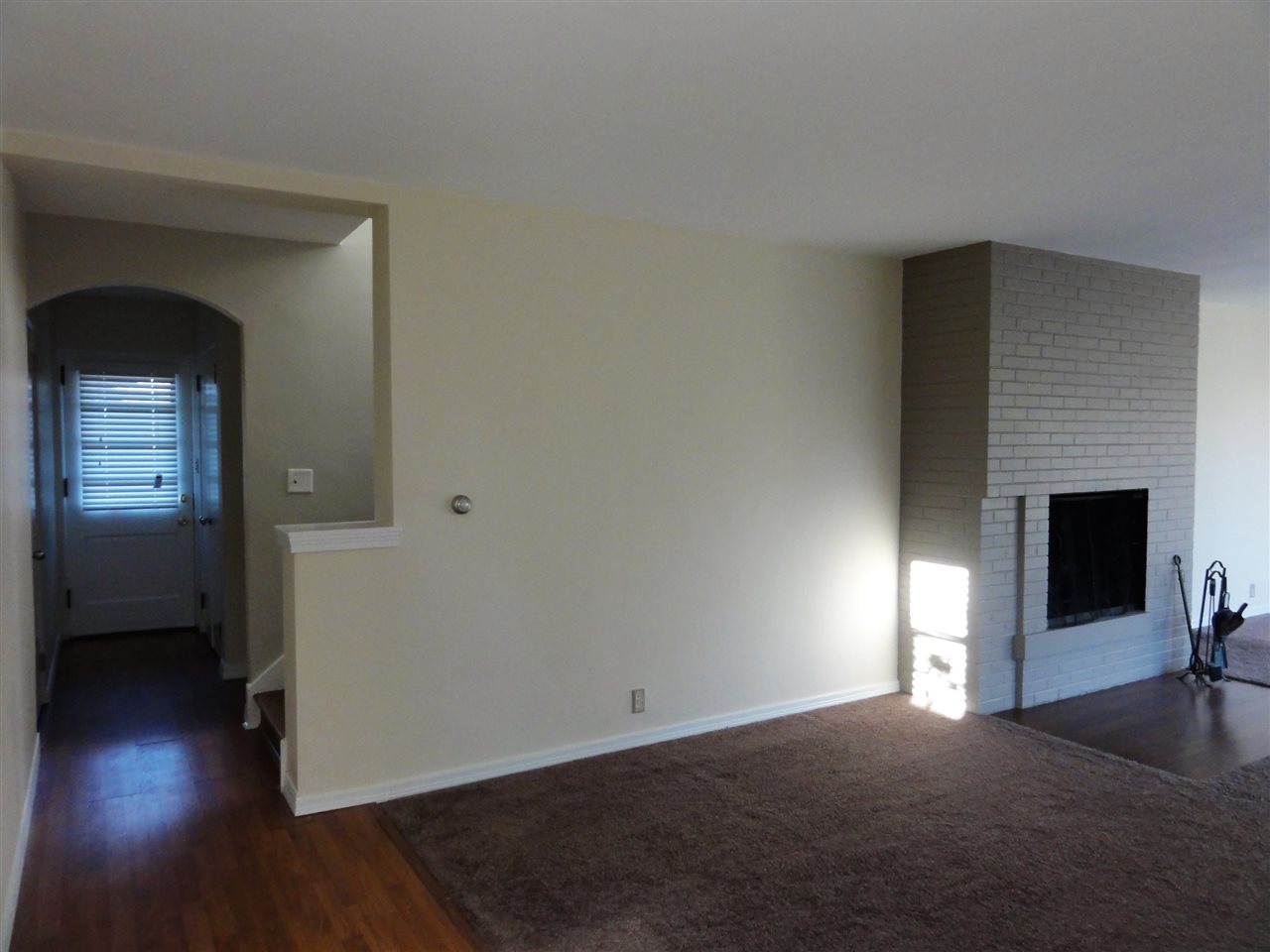 3410 North View Road Rockford, IL 61107 - Photo 3 of 18 a view of a livingroom with a fireplace