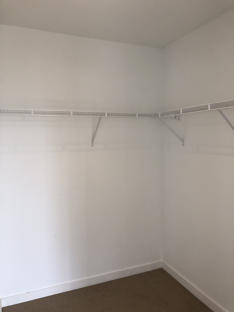 558 West Webster Avenue, Unit 504 Chicago, IL 60614 - Photo 11 of 22