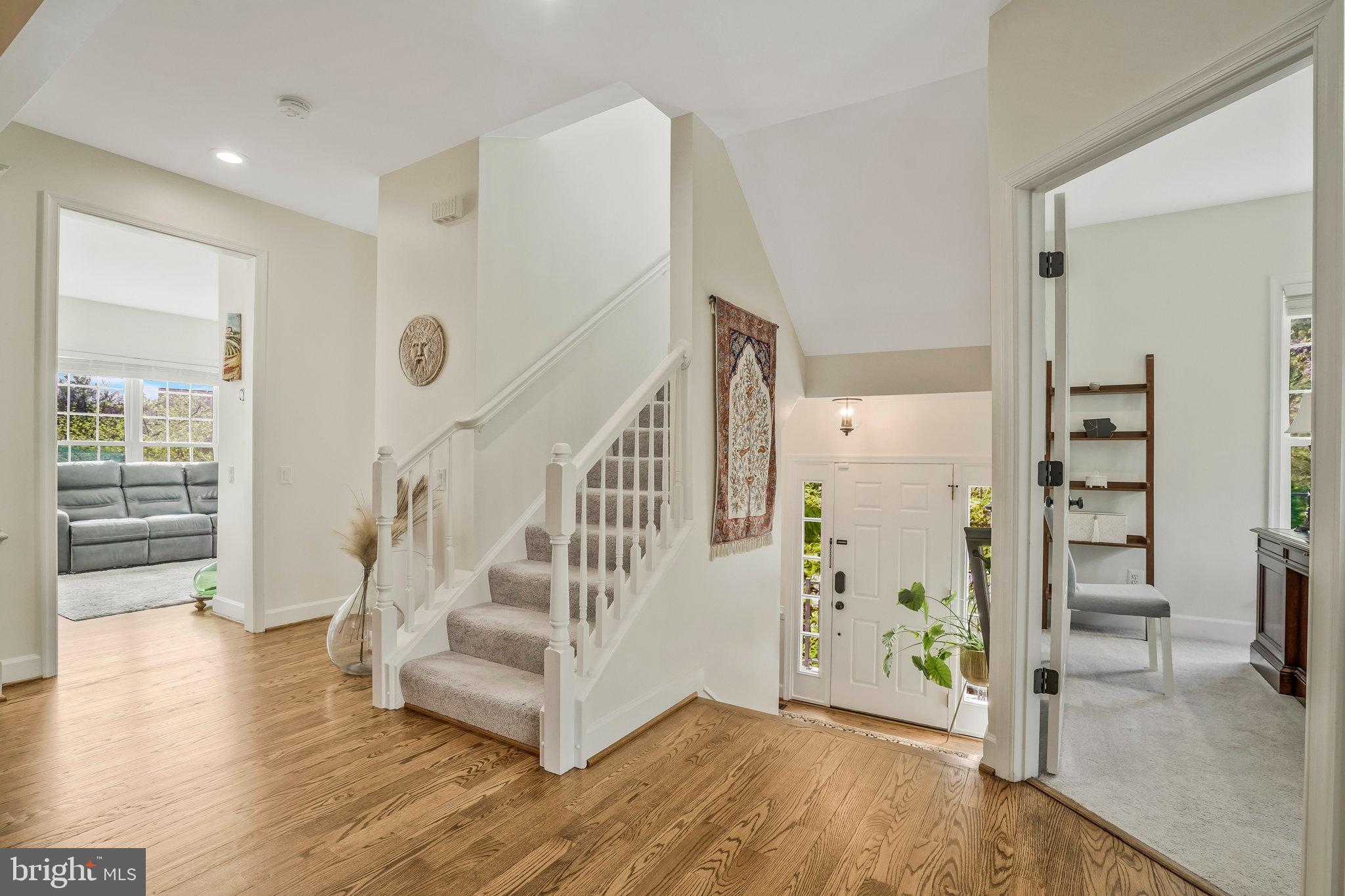 9245 Laurel Ridge Crossing Road Lorton, VA 22079 - Photo 8 of 54 Gallery Image 8