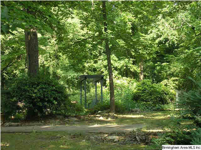 1633 Carson Road Birmingham, AL 35215 - Photo 3 of 32