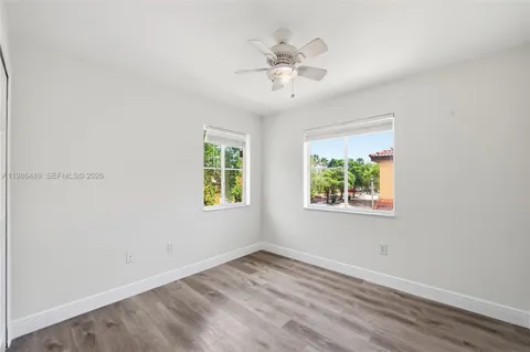 $499,990 | 192 West Forest Oak Circle, Davie, FL 33325