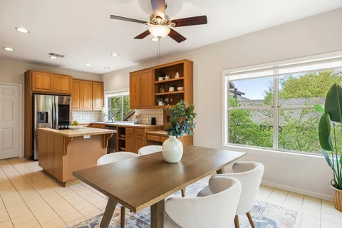 $625,000 | 120 Royal Oak Lane, Lakeway, TX 78734