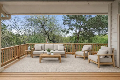 $625,000 | 120 Royal Oak Lane, Lakeway, TX 78734