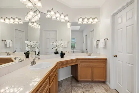 $625,000 | 120 Royal Oak Lane, Lakeway, TX 78734