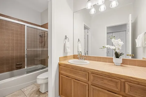 $625,000 | 120 Royal Oak Lane, Lakeway, TX 78734