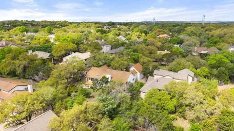 $625,000 | 120 Royal Oak Lane, Lakeway, TX 78734