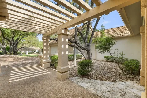 $625,000 | 120 Royal Oak Lane, Lakeway, TX 78734