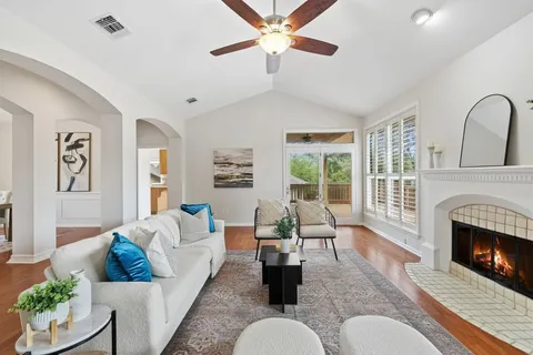 $625,000 | 120 Royal Oak Lane, Lakeway, TX 78734