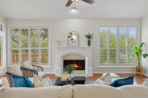 $625,000 | 120 Royal Oak Lane, Lakeway, TX 78734