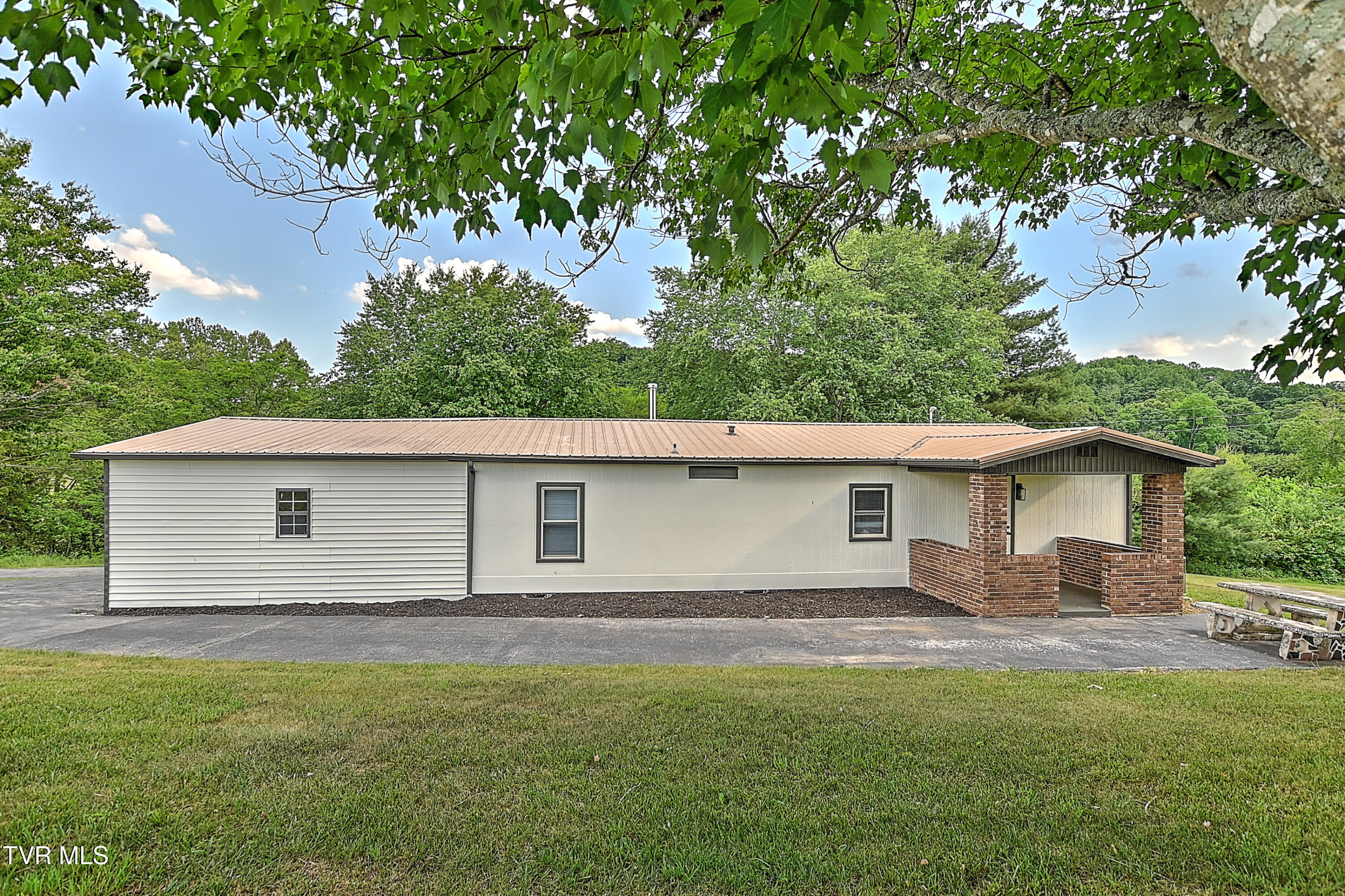 1145 Old Baxter Road Fall Branch, TN 37656 - Photo 38 of 48 1145 Old Baxter CP-46