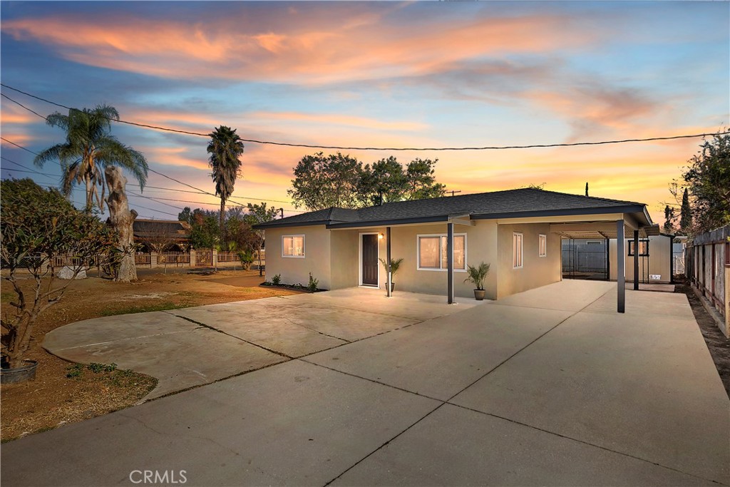 a view of a house with a patio