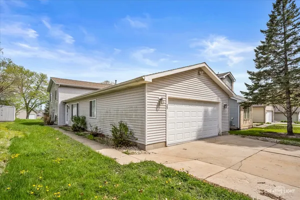 $339,900 | 29 Elm Avenue, Fox Lake, IL 60020