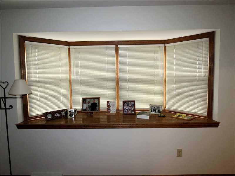 297 Service Creek Road Aliquippa, PA 15001 - Photo 14 of 20 Other. Bay Window.