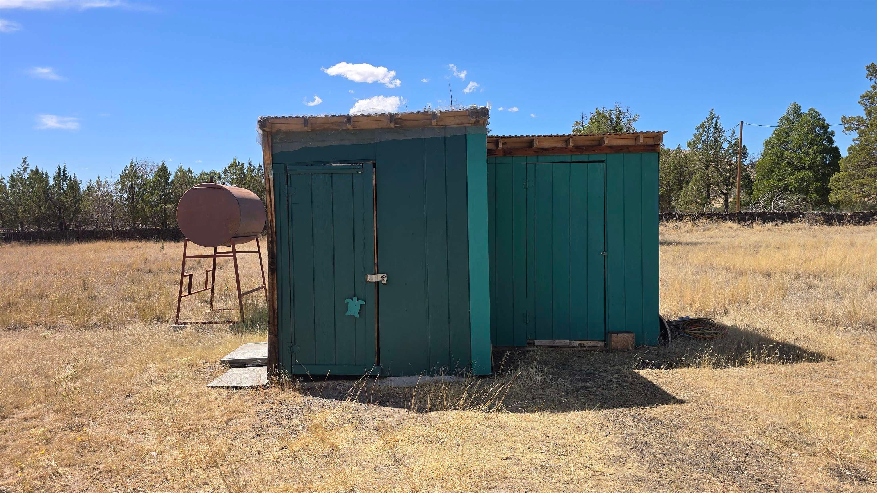 10830 Hart Road Montague, CA 96064 - Photo 20 of 36 Gallery Image 20
