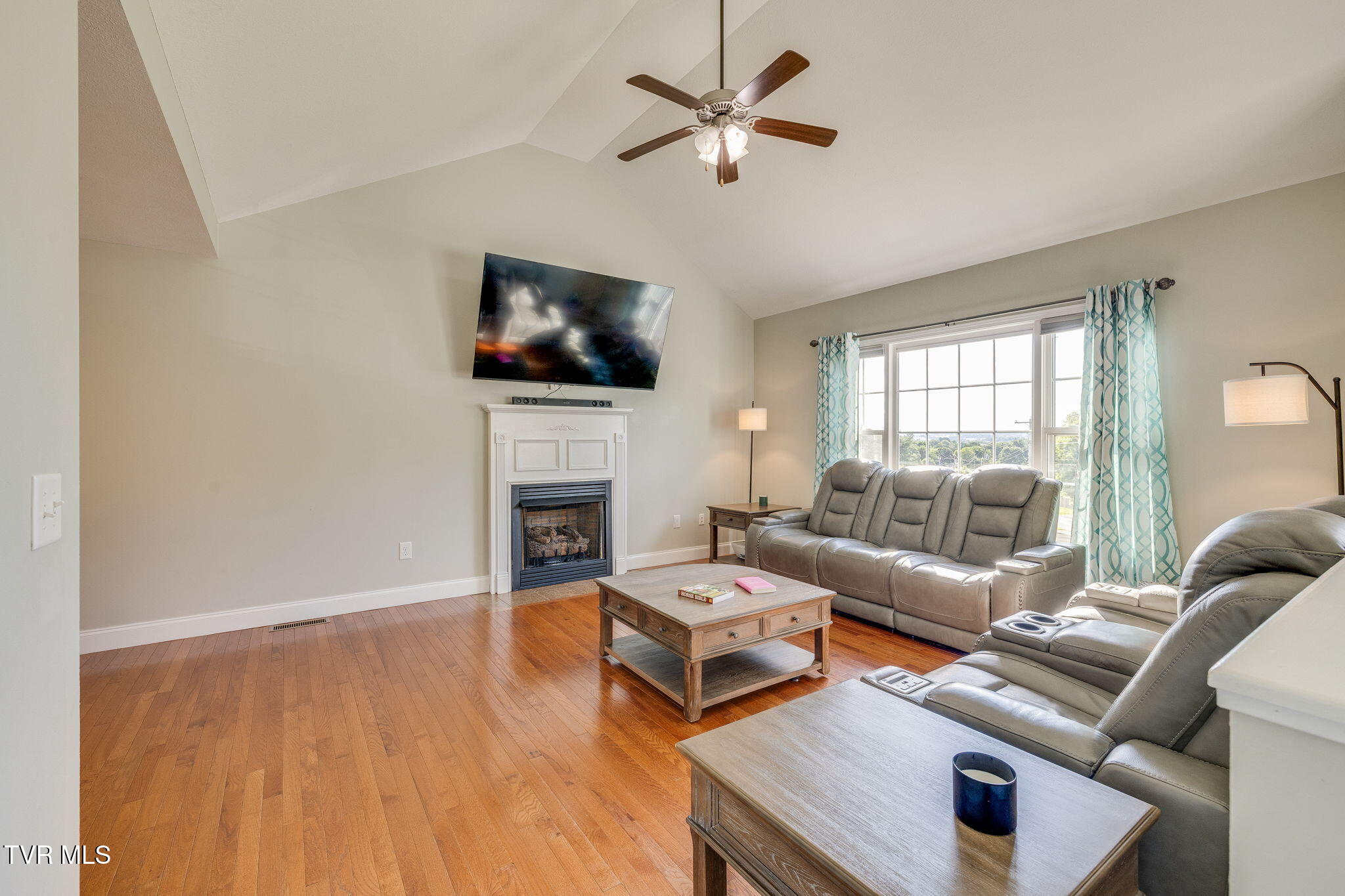 158 Slate Hill Road Telford, TN 37690 - Photo 7 of 40 007