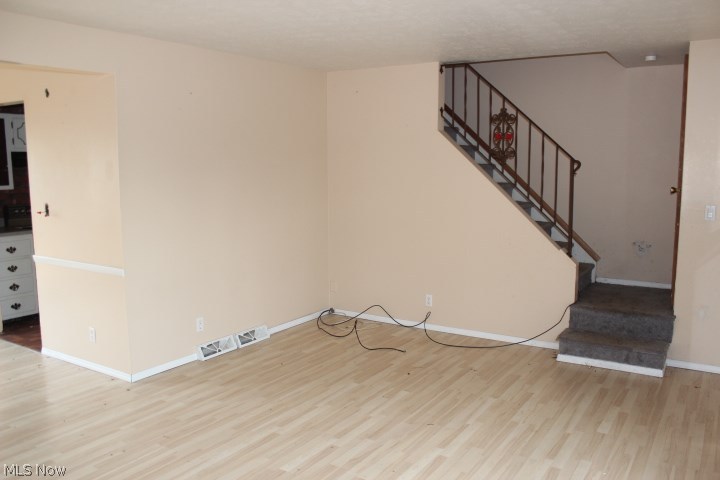 4137 New Road Austintown, OH 44515 - Photo 2 of 19