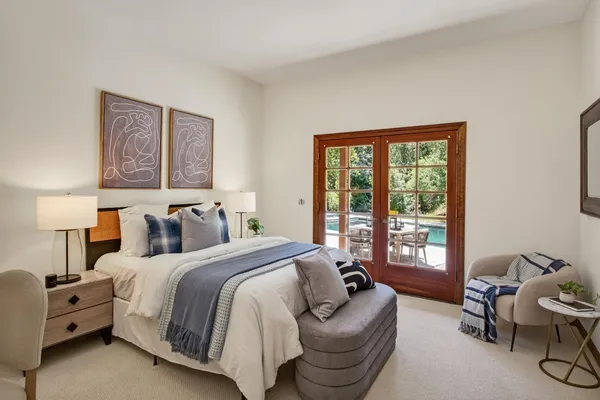 $5,950,000 | 200 Todo El Mundo, Woodside, CA 94062