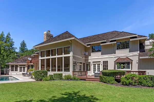 $5,950,000 | 200 Todo El Mundo, Woodside, CA 94062