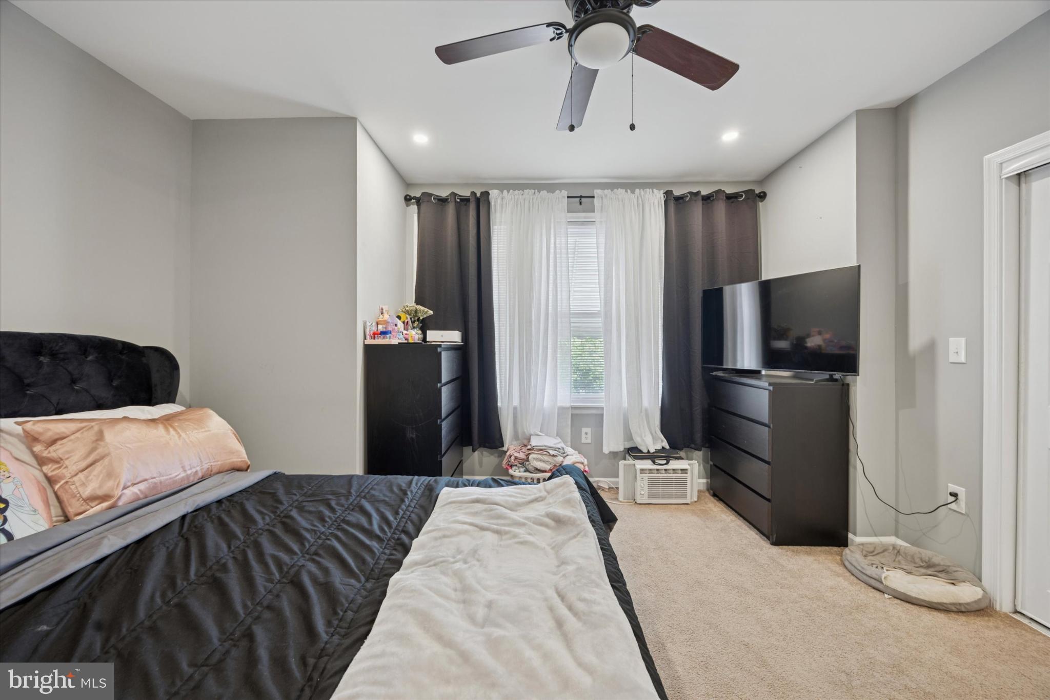 1210 Atwood Road Philadelphia, PA 19151 - Photo 8 of 25 Modern bedroom with cozy ambiance.