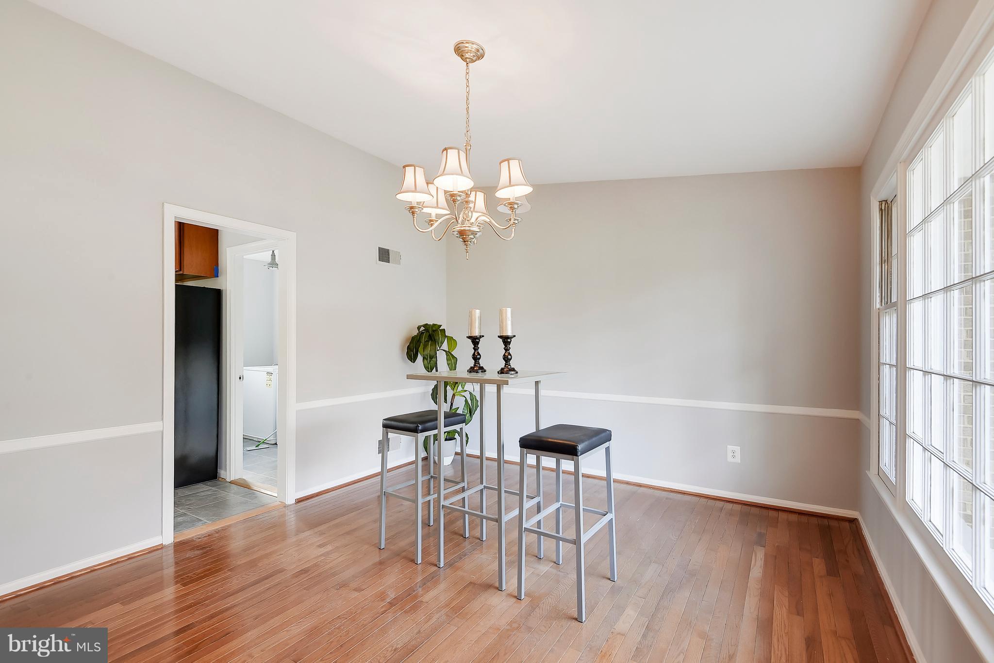 9207 Fernwood Road Bethesda, MD 20817 - Photo 11 of 41 Elegant Dining Room