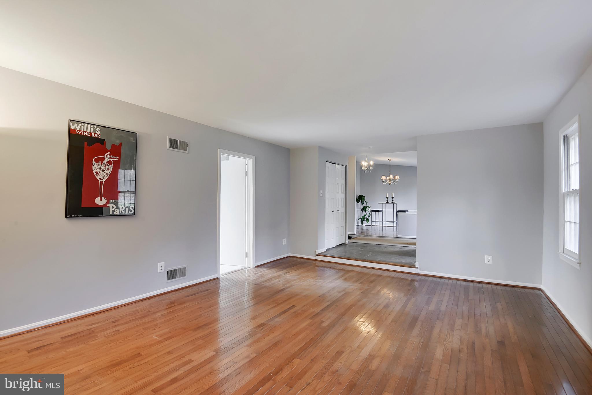 9207 Fernwood Road Bethesda, MD 20817 - Photo 8 of 41 Freshly Painted Living Room