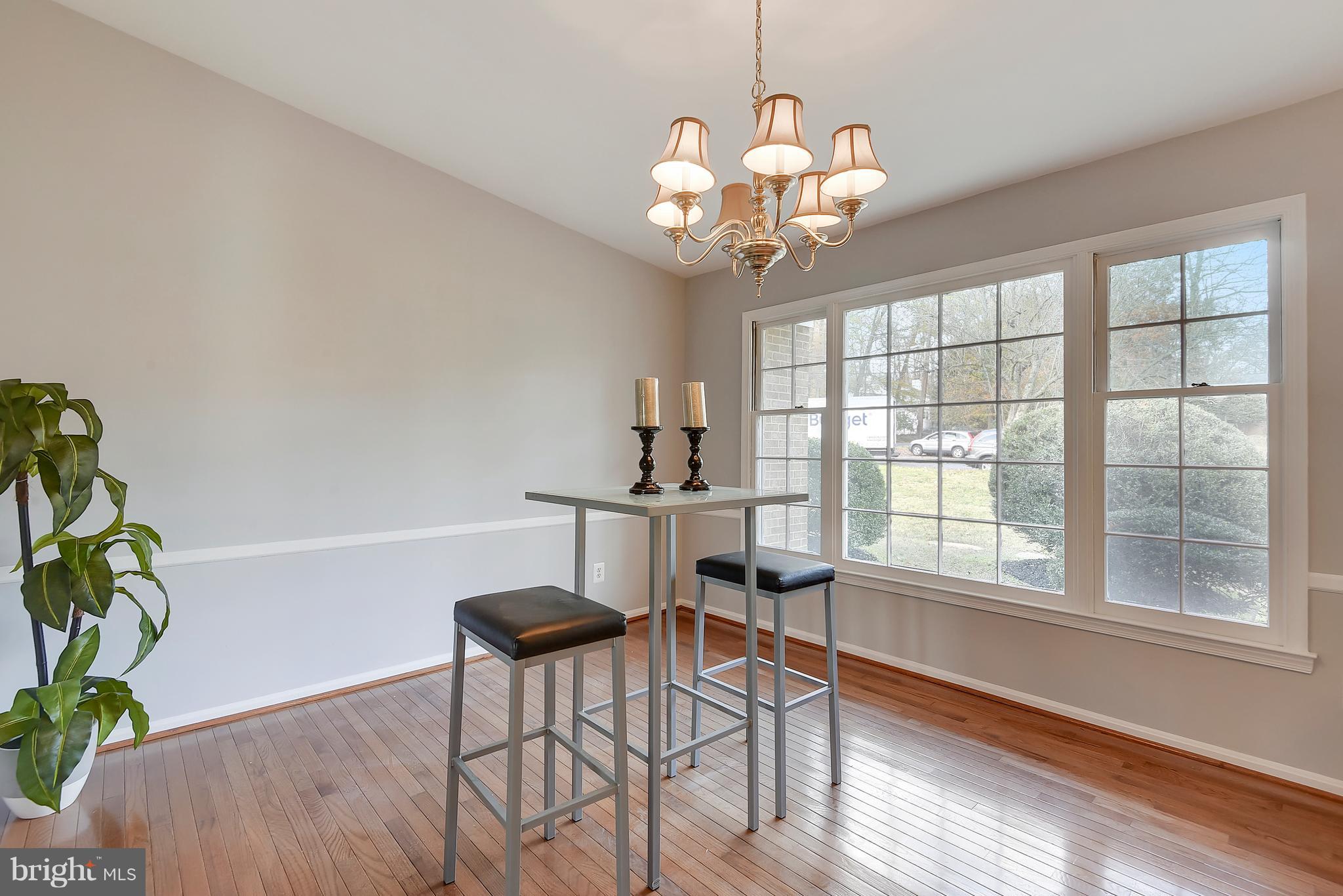 9207 Fernwood Road Bethesda, MD 20817 - Photo 10 of 41 Dining Room with Chair Rail Molding