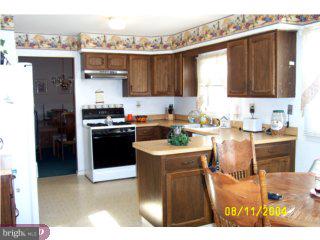 20 Bryce Road Voorhees, NJ 08043 - Photo 3 of 6 Gallery Image 3