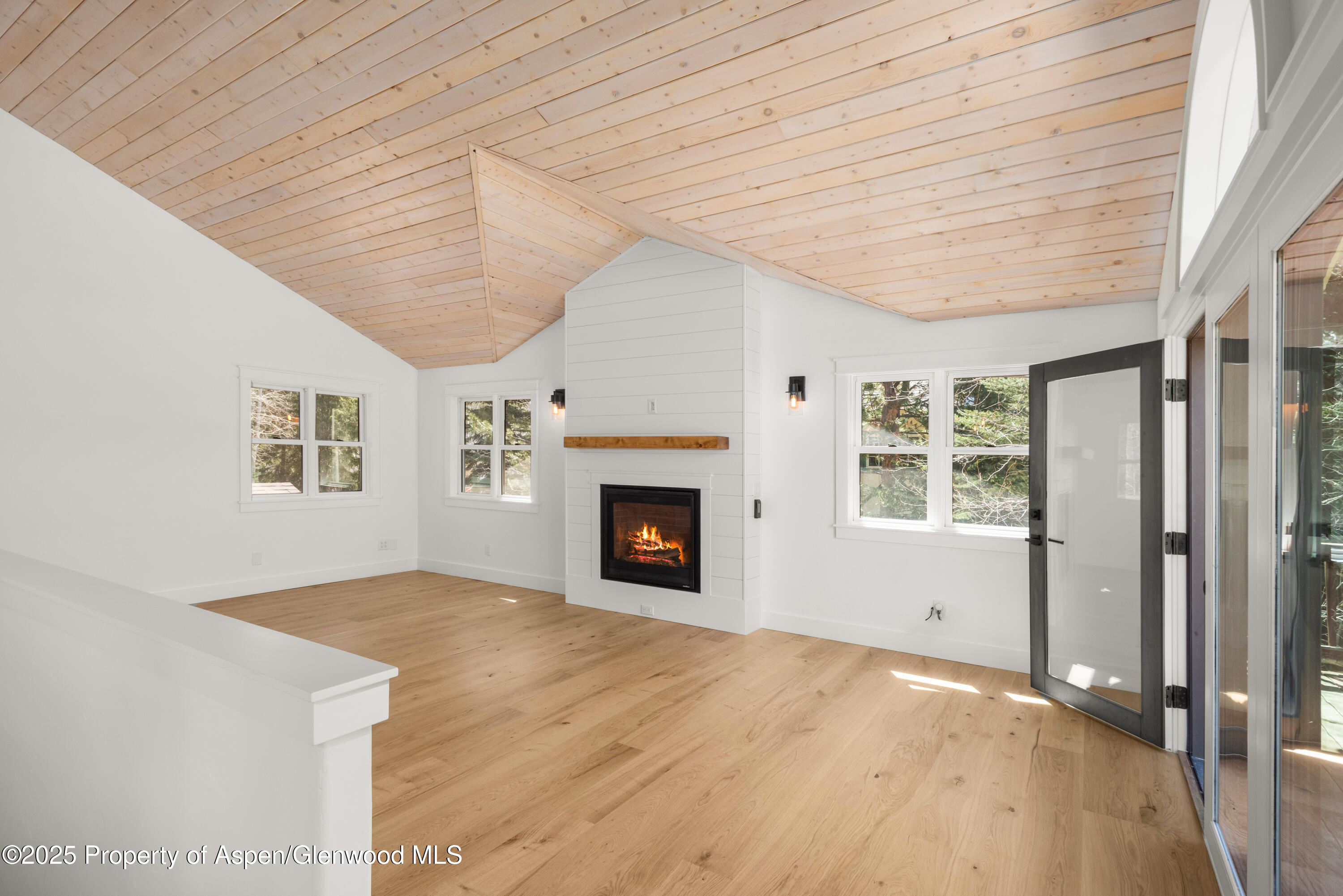 479 Redstone Boulevard Redstone, CO 81623 - Photo 5 of 26 an empty room with windows