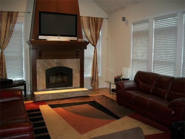 52 Southwick Road North Reading, MA 01864 - Photo 7 of 28 Gallery Image 7